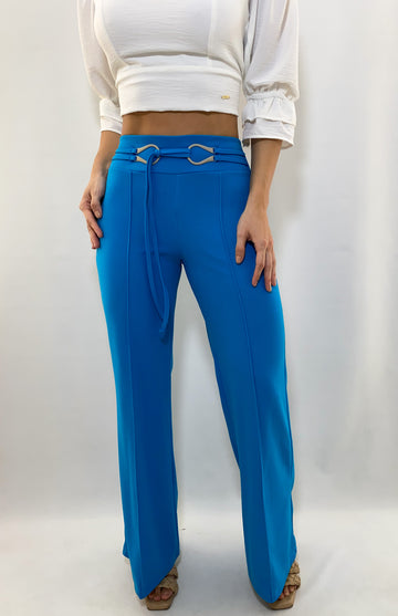 Pantalon Bota Ancha Con Herraje Ovalo