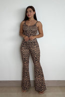 Pantalón bota campana estampado