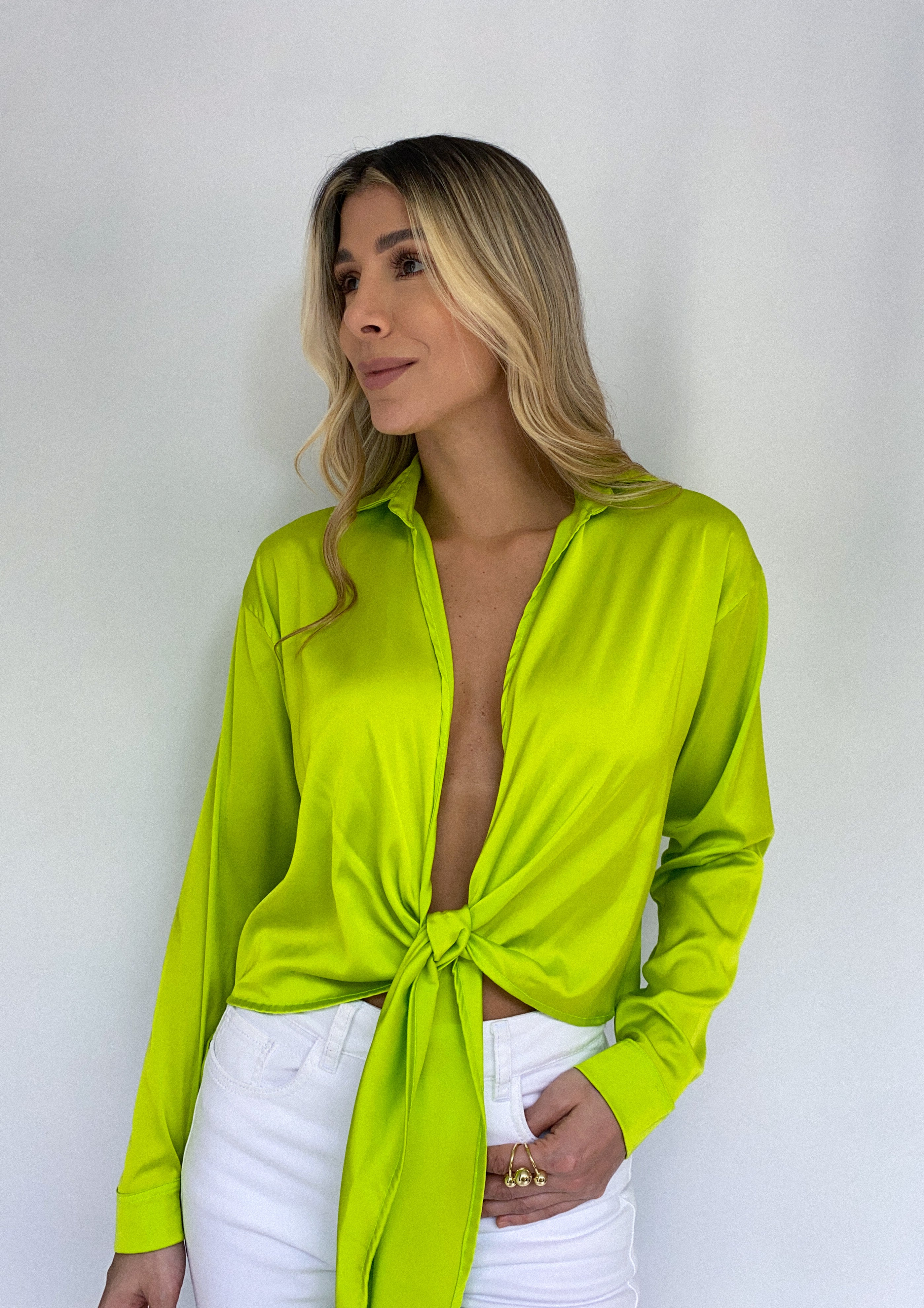 Blusa Manga Larga Satin Amarrar
