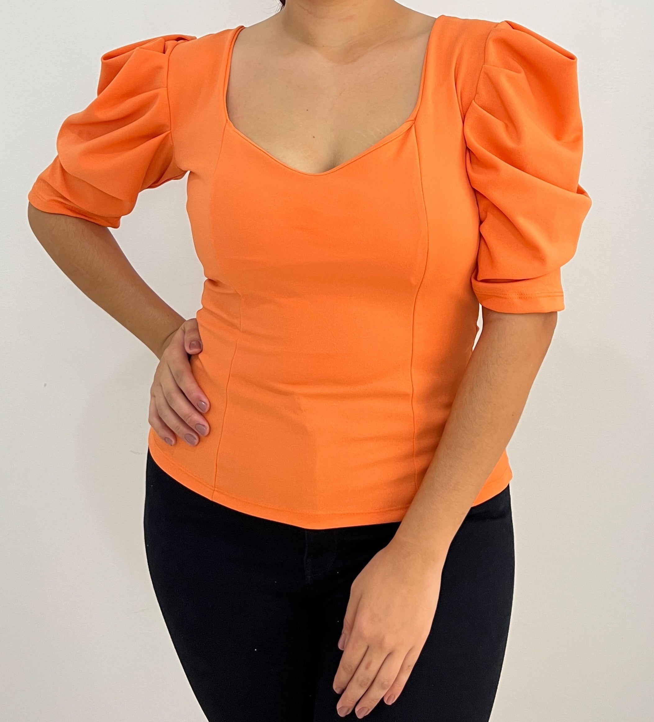 Blusa Manga Corta Globo