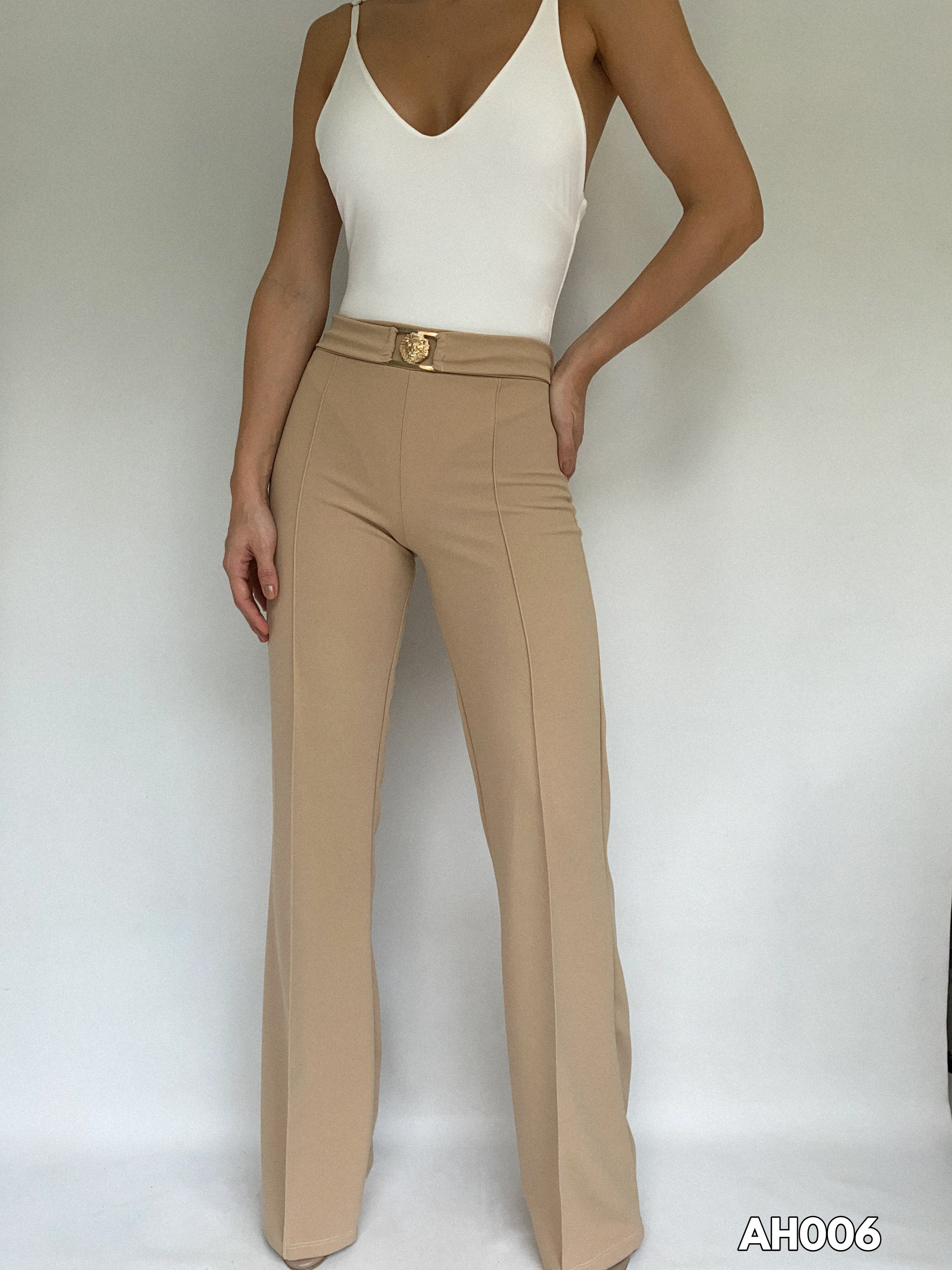 Pantalon Hebilla Leon