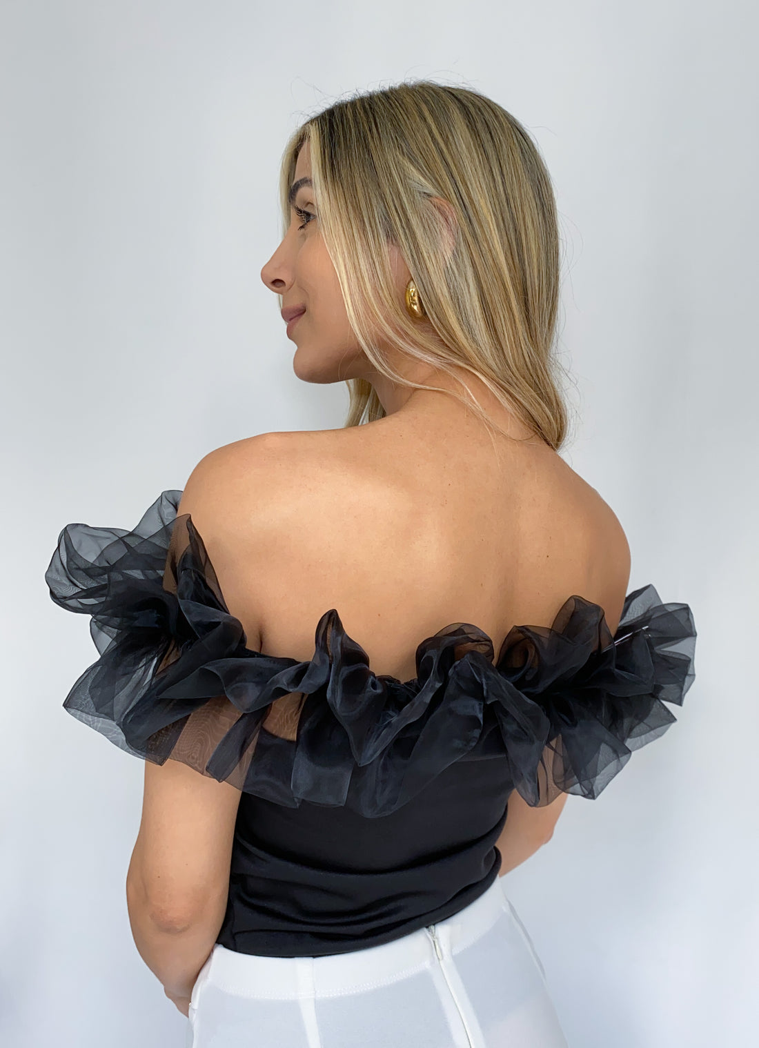 Blusa Estraple Con Velo