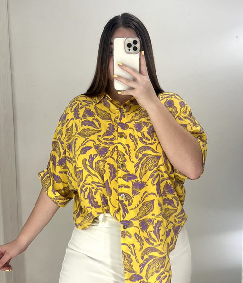 Camisera Manga Corta Estampada Botones