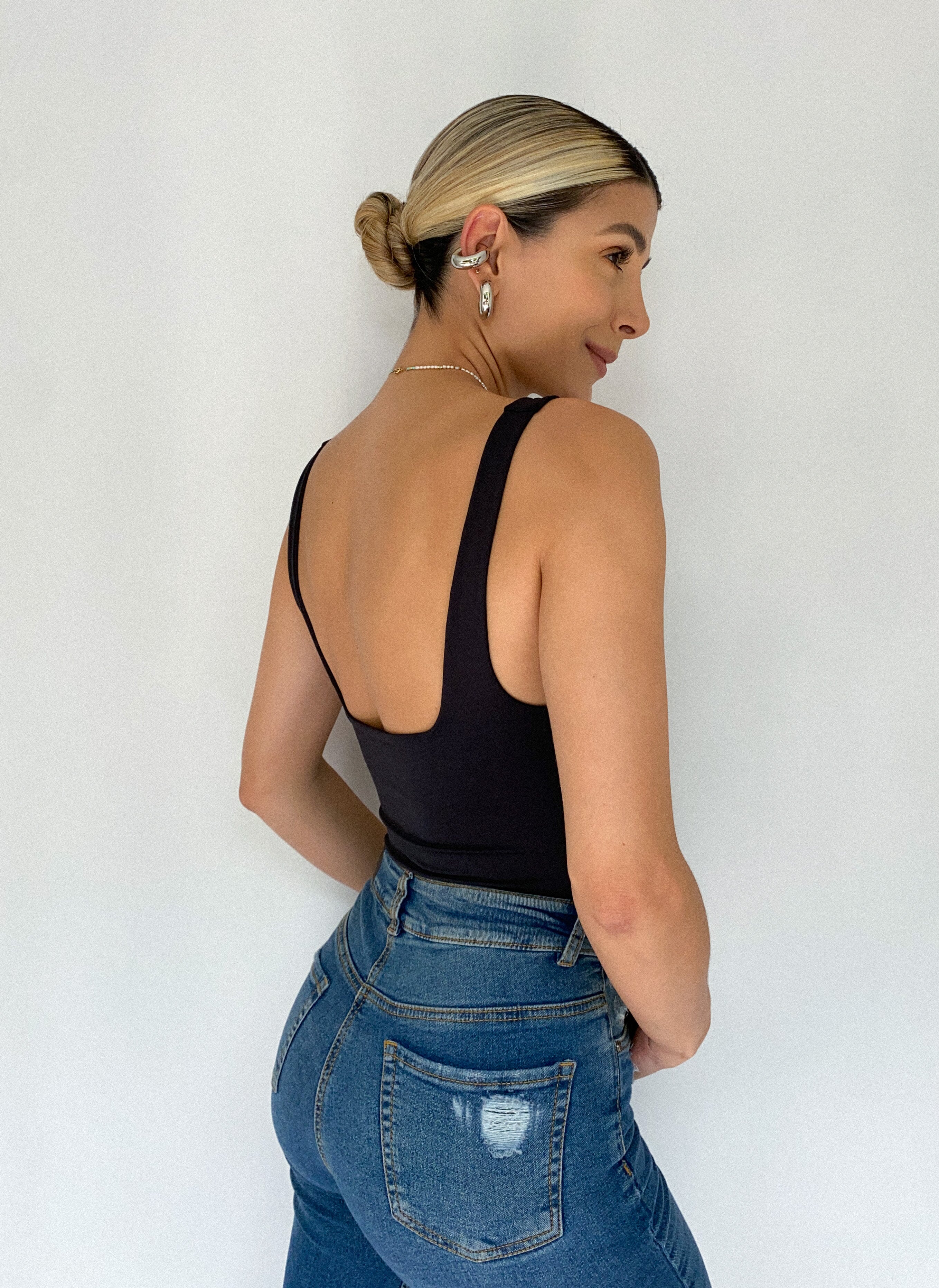 Body Manga Sisa Escote Cuadrado Amorela