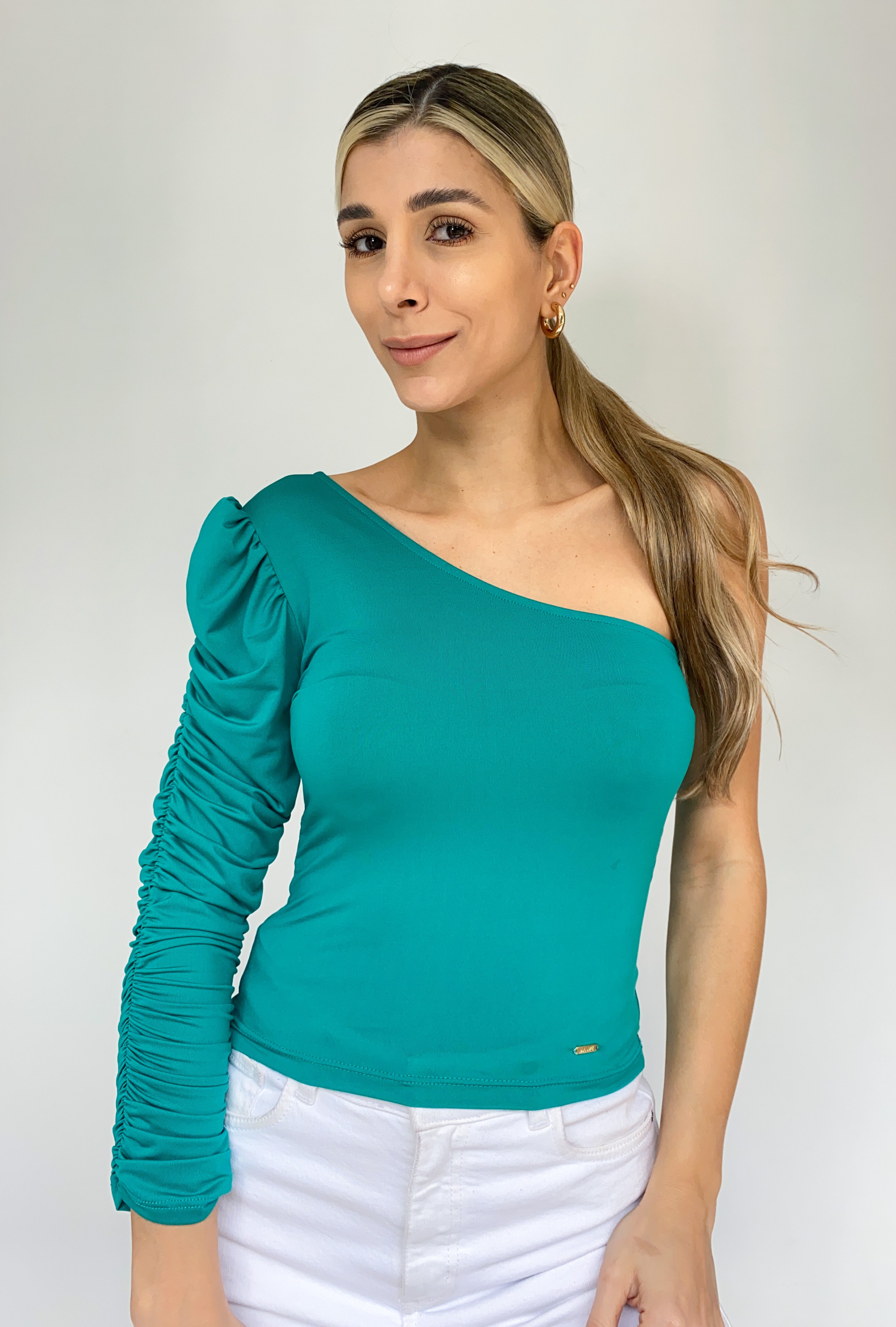 Blusa Asimetrica Manga Larga Resorte
