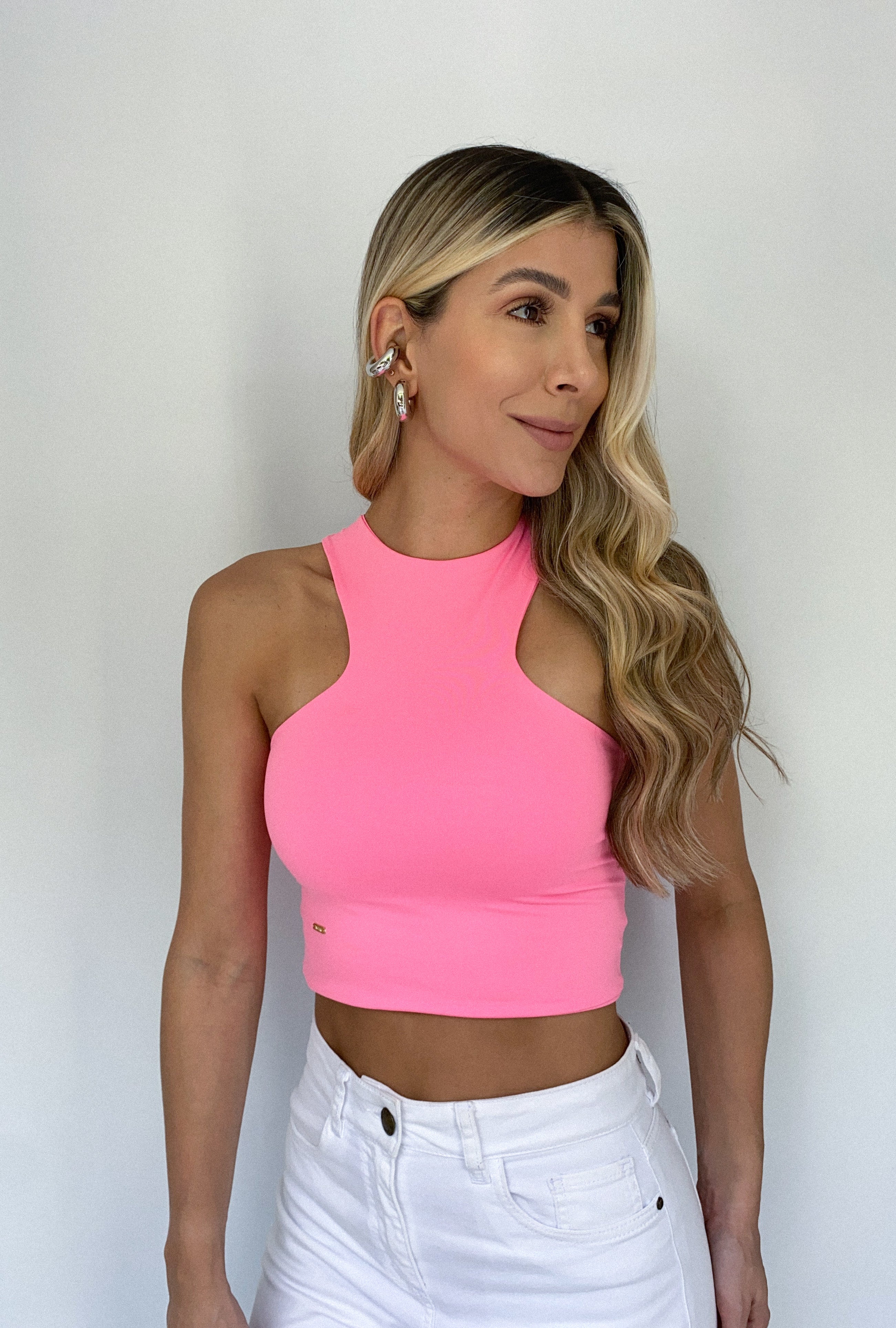 Blusa Corta Manga Sisa Profunda