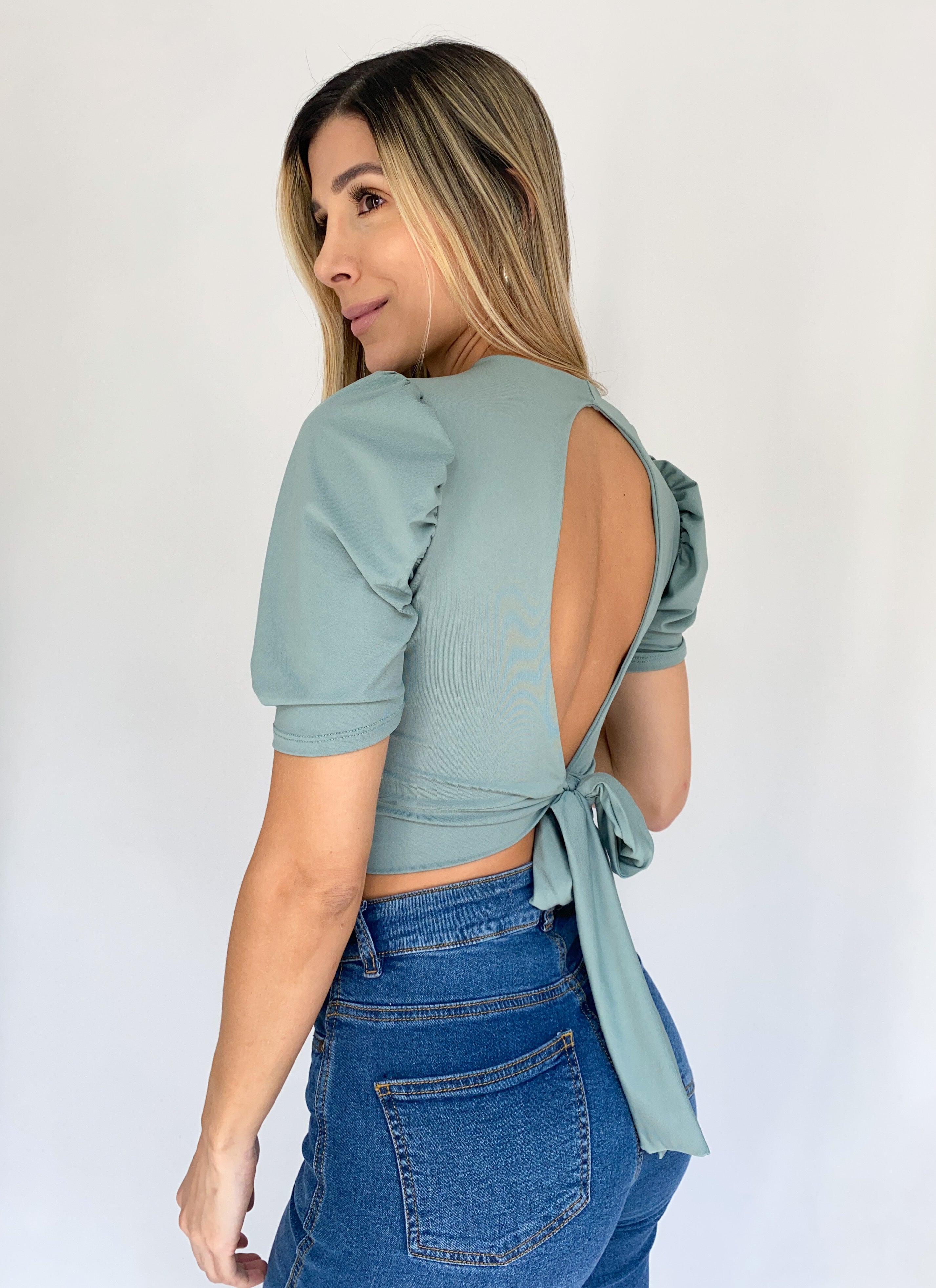 Blusa Manga Corta Escote Espalda Amarra