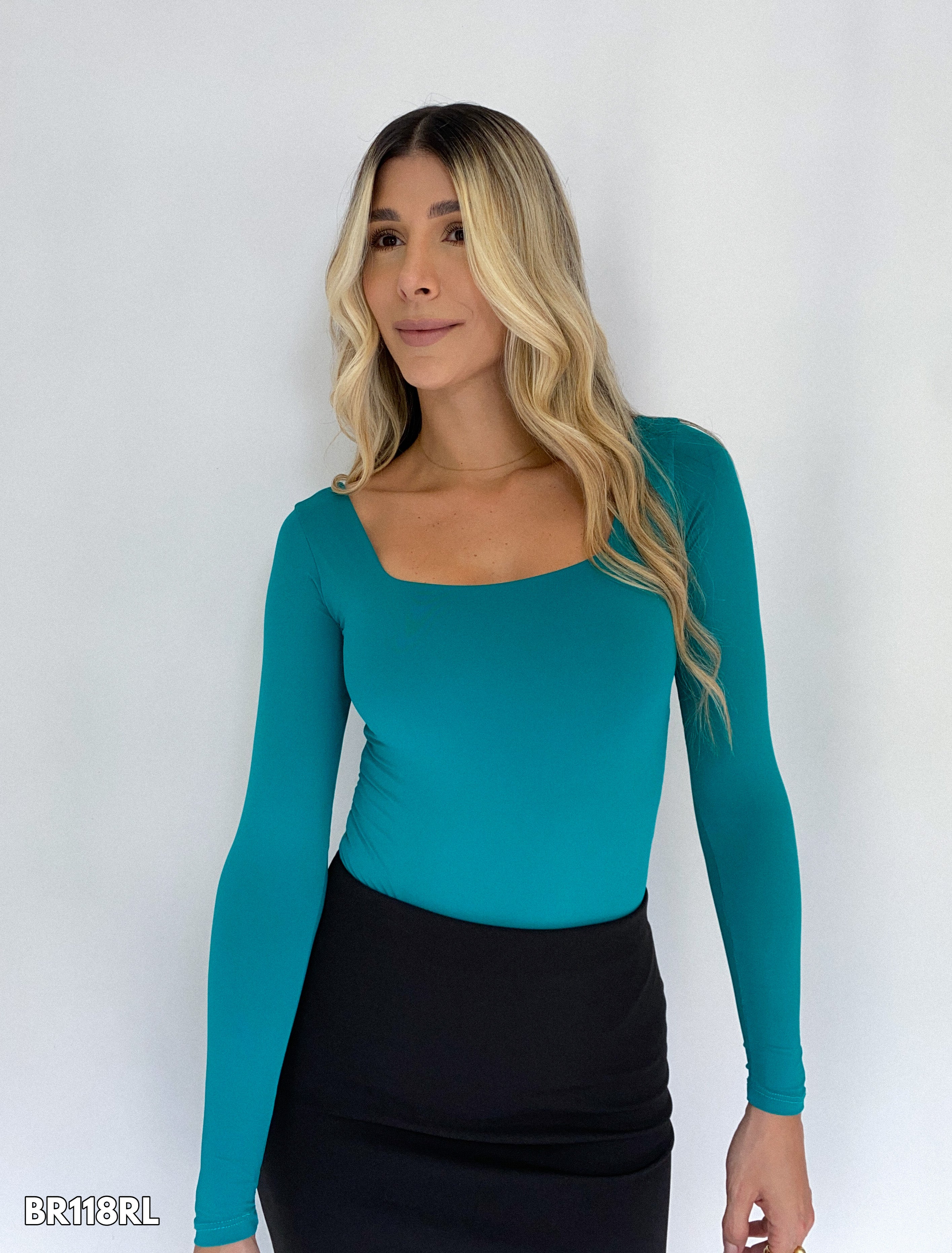 Body Manga Larga Cuello Cuadrado