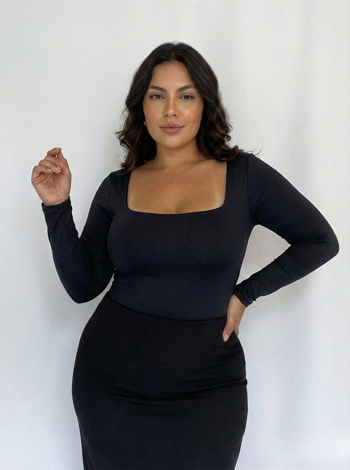 Body Manga Larga Cuello Cuadrado Plus