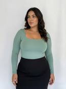 Body Manga Larga Cuello Cuadrado Plus