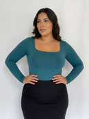 Body Manga Larga Cuello Cuadrado Plus