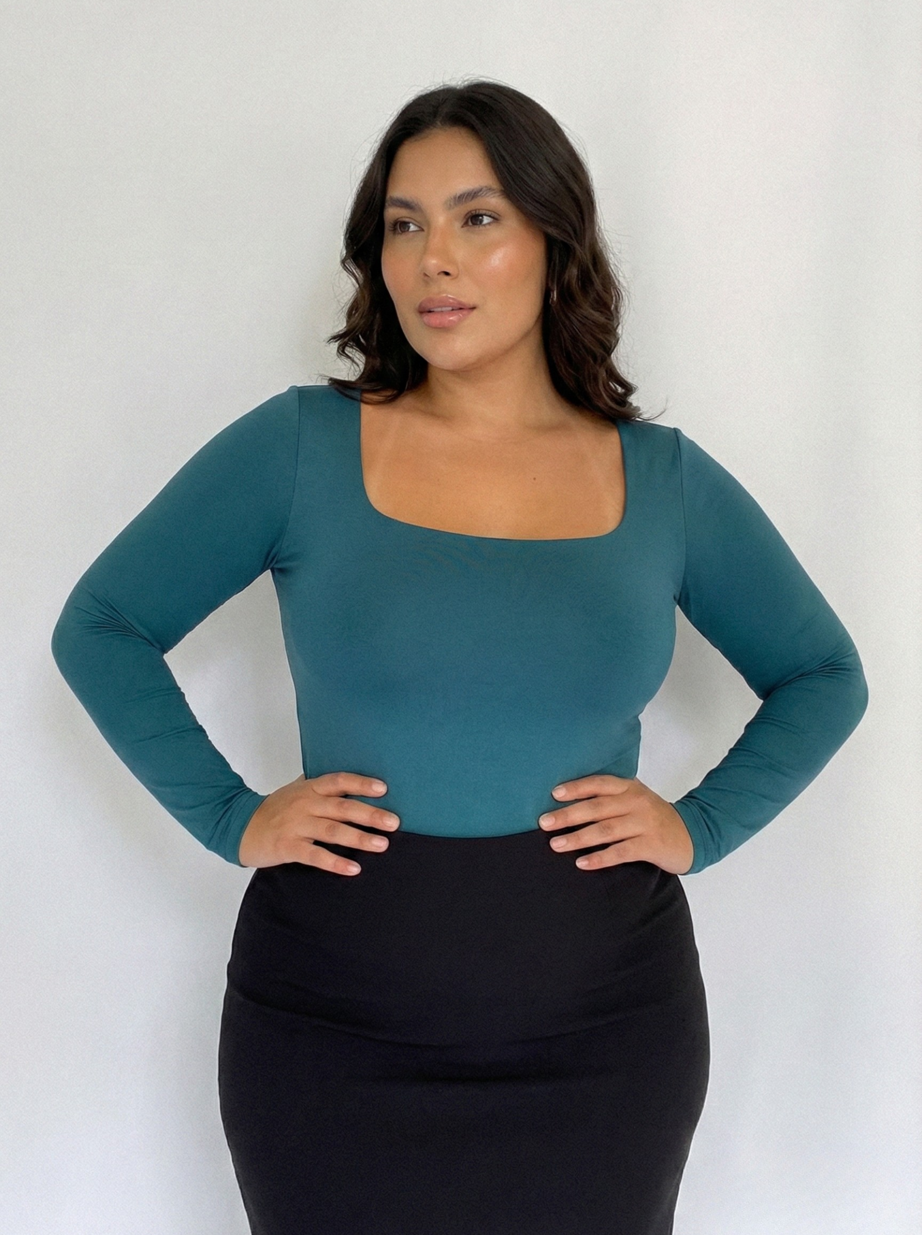 Body Manga Larga Cuello Cuadrado Plus