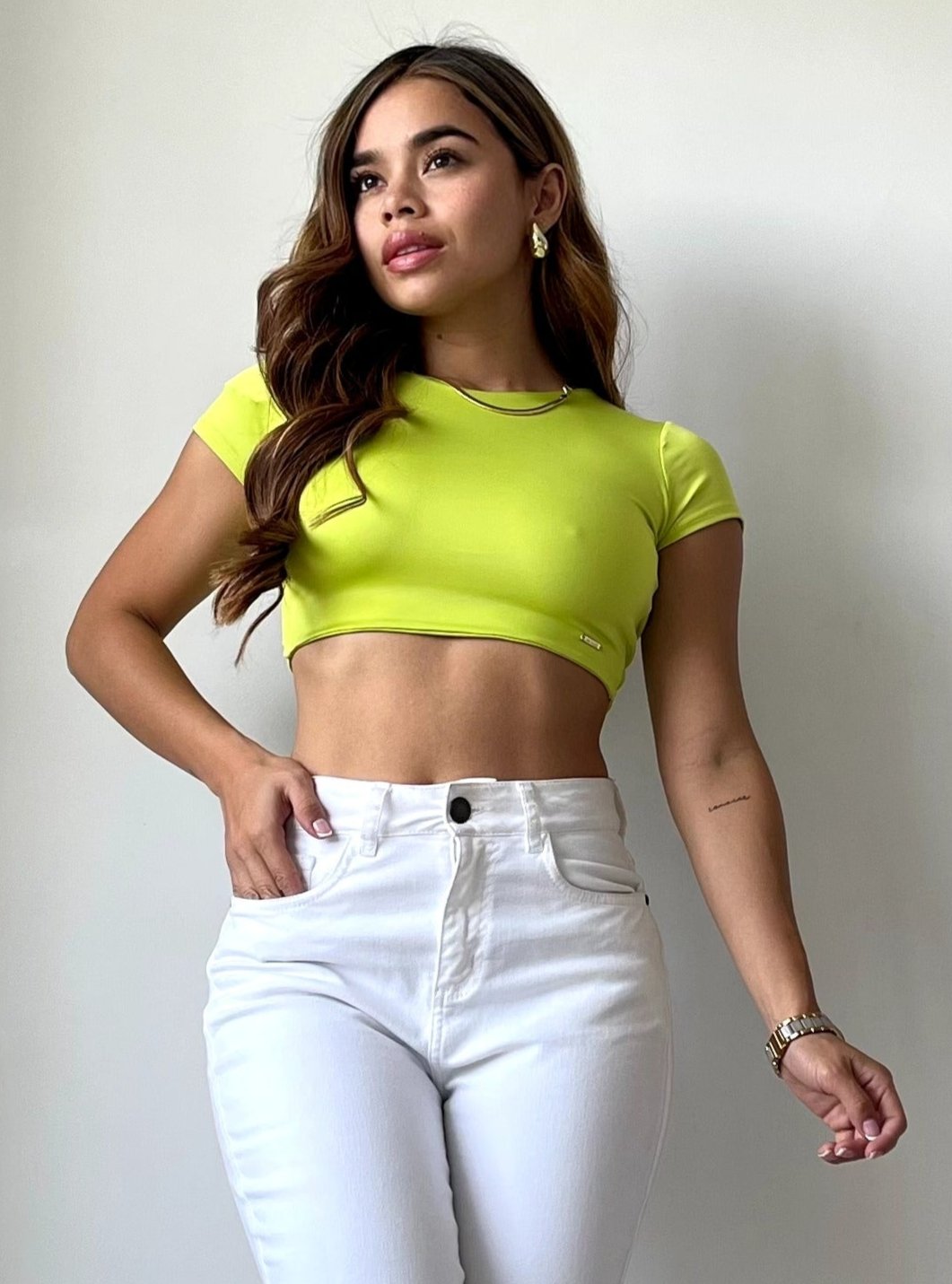 Blusa Manga Corta Escote Atras Tiras