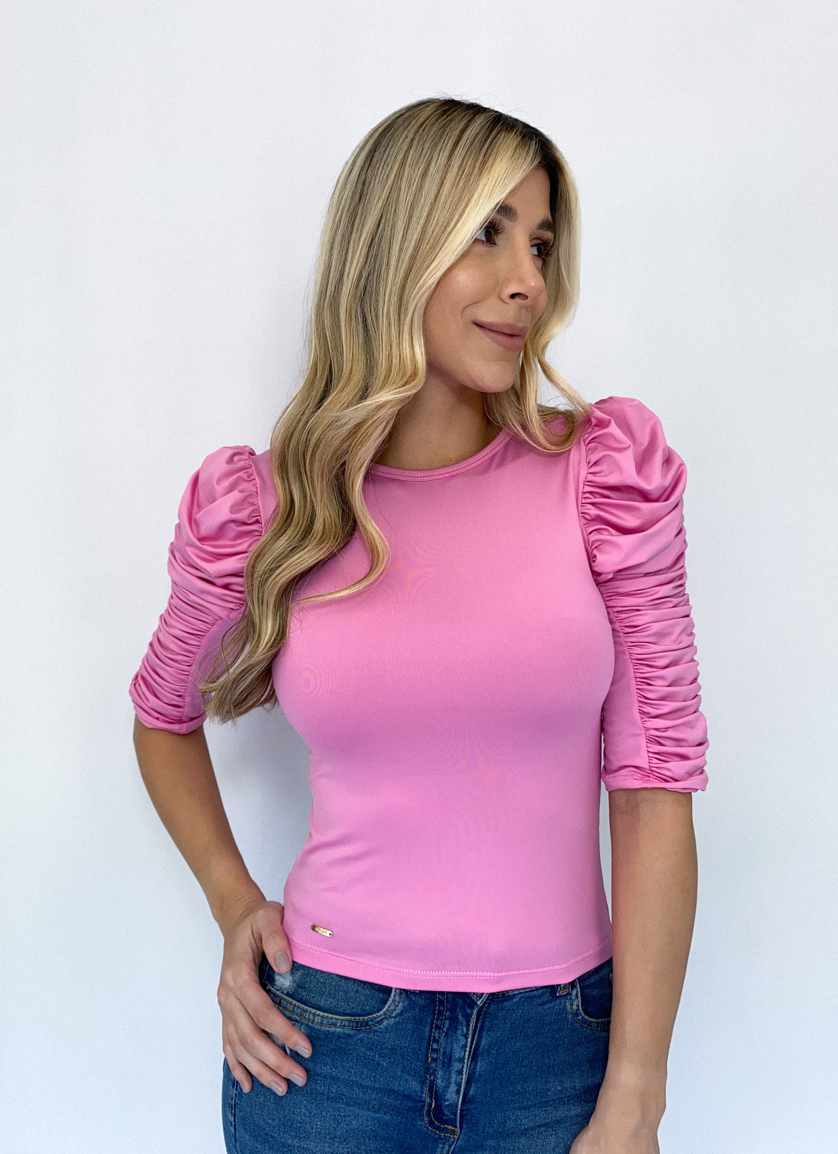 Blusa Lycrada Cuello Redondo Manga Larga