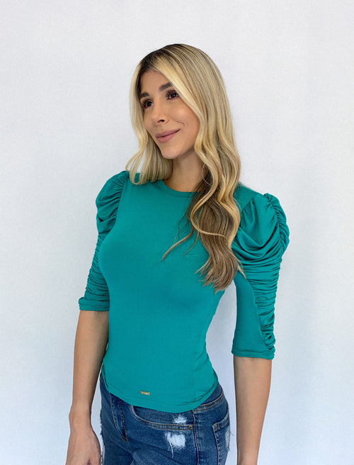 Blusa Lycrada Cuello Redondo Manga Larga