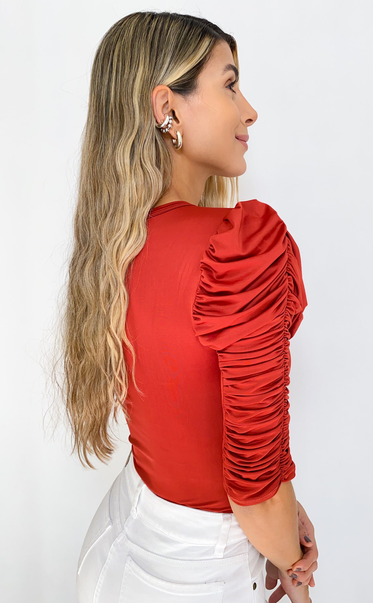 Blusa Lycrada Cuello Redondo Manga Larga