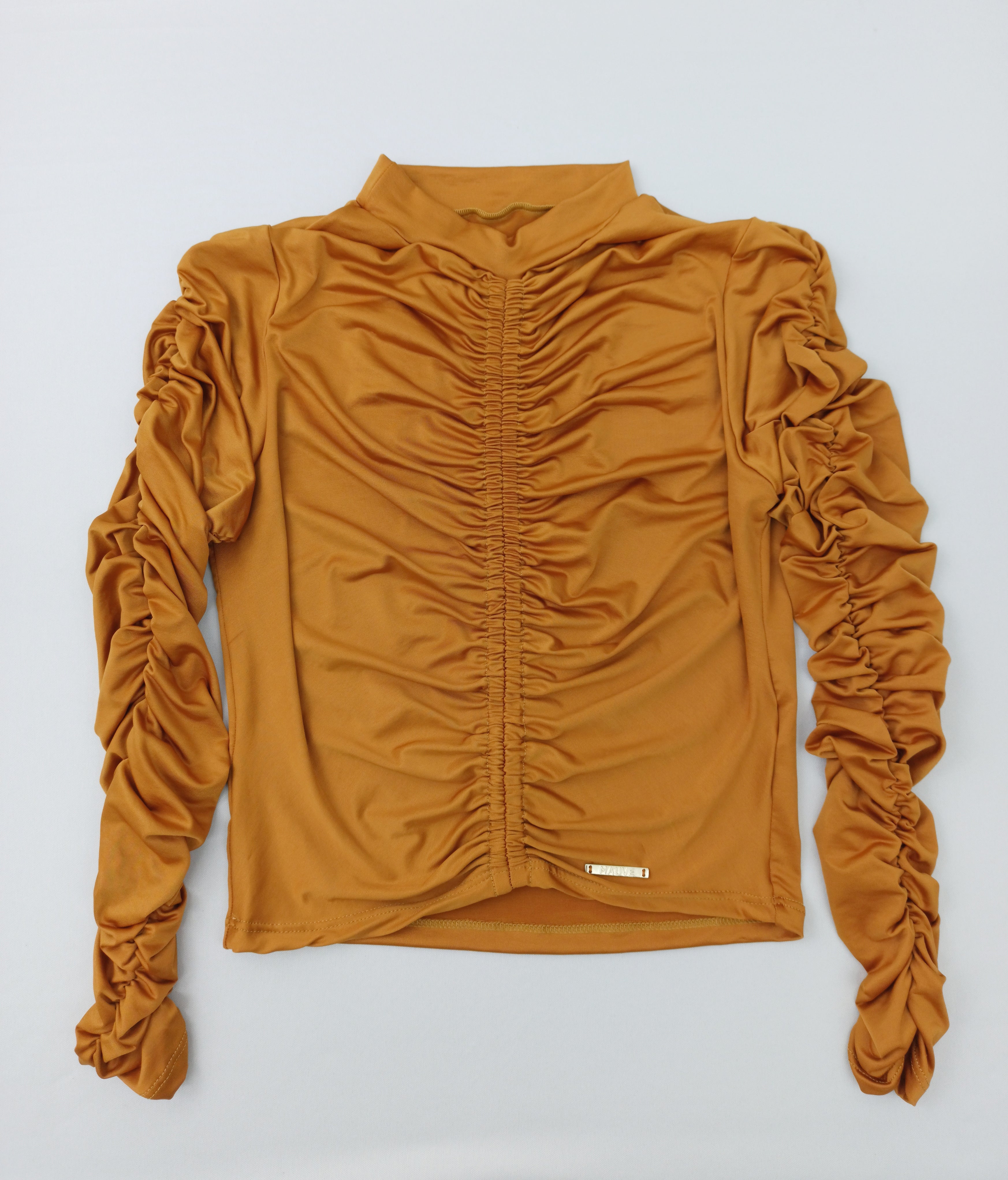 Blusa Cuello Alto Zurcida Centro