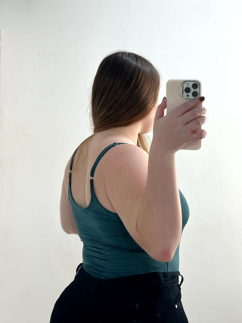 Blusa Licrada Tiras Unicolor