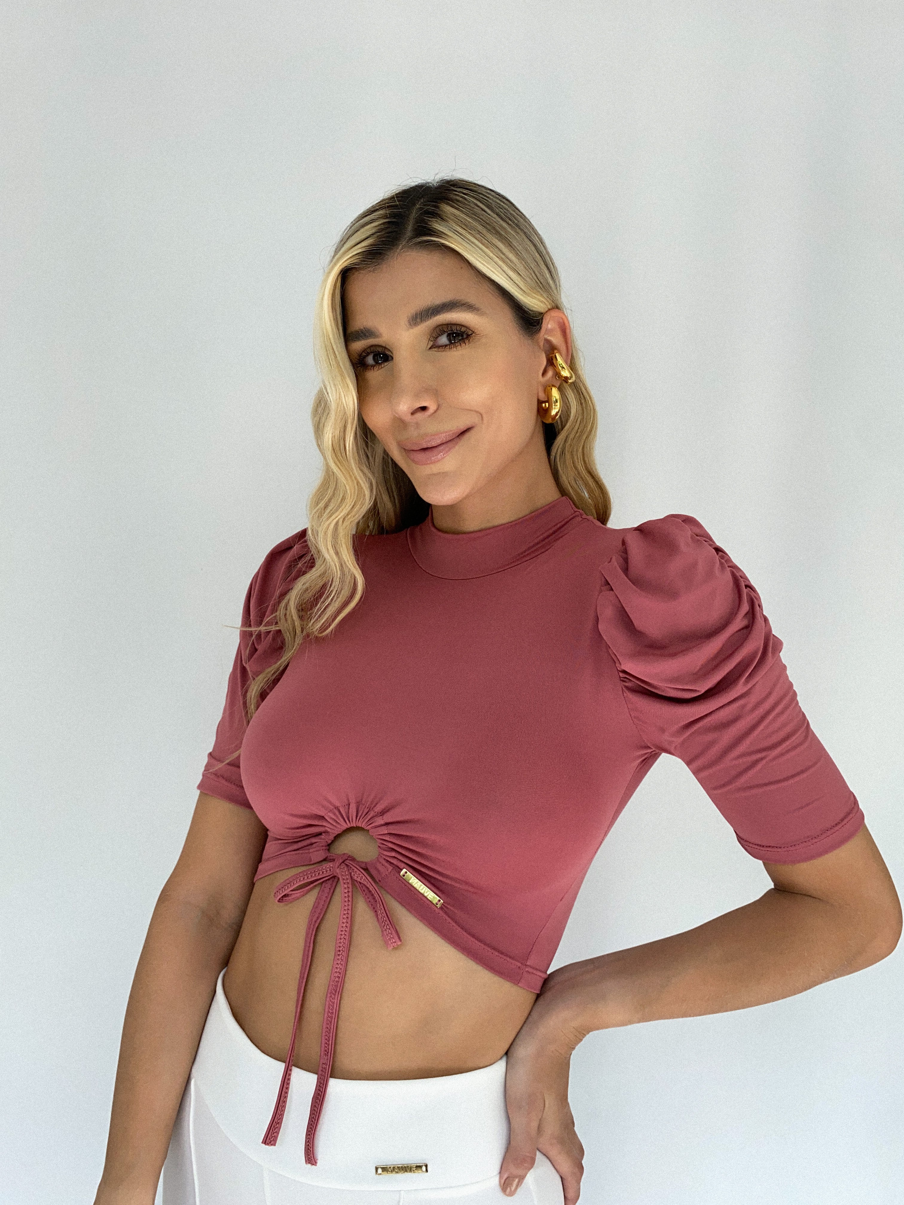 Blusa Manga Bombacha Cuello Alto Zurcido