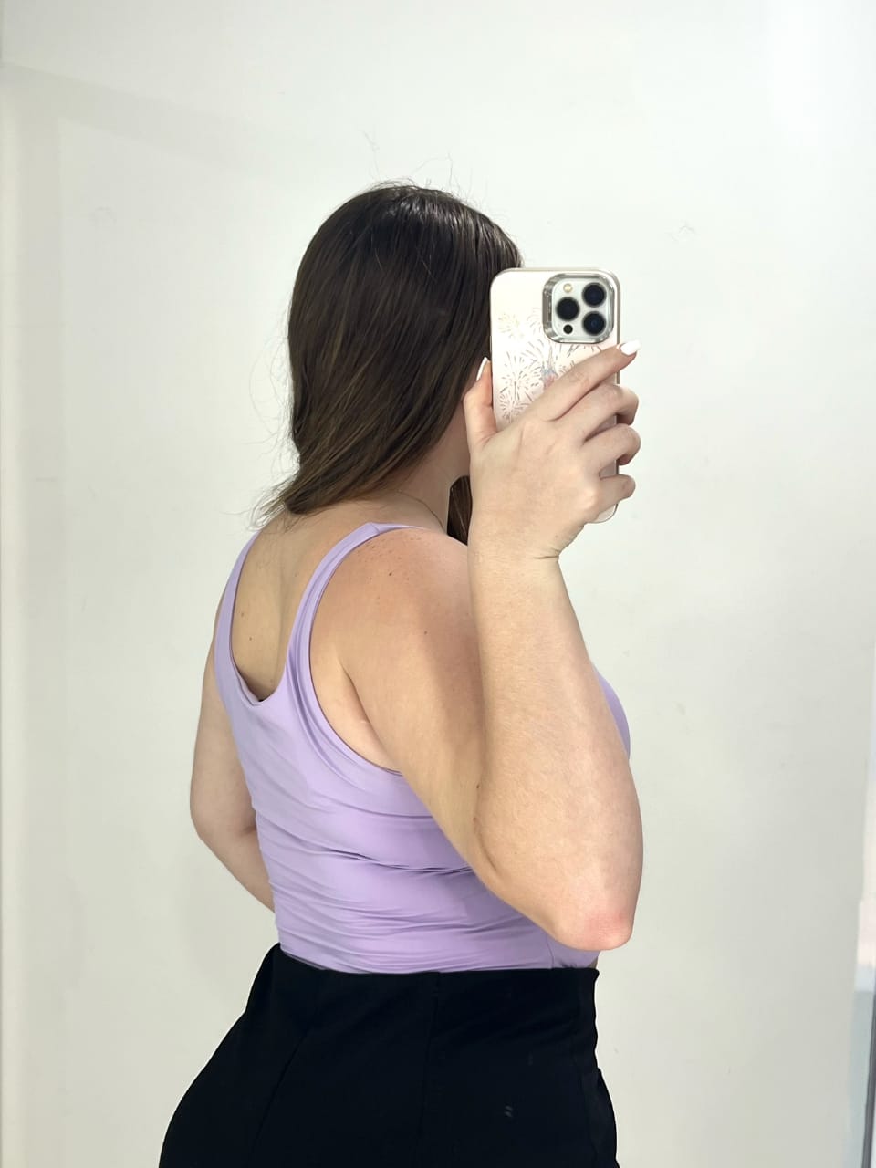 Crop Top Manga Sisa Solo Fondo