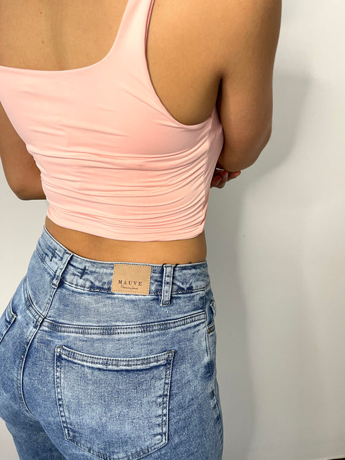 Crop Top Manga Sisa Solo Fondo