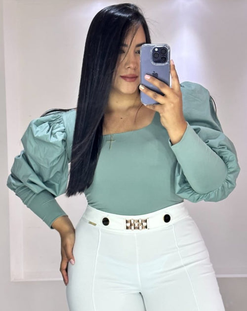 Blusa Corta Manga Larga Popelina Plus