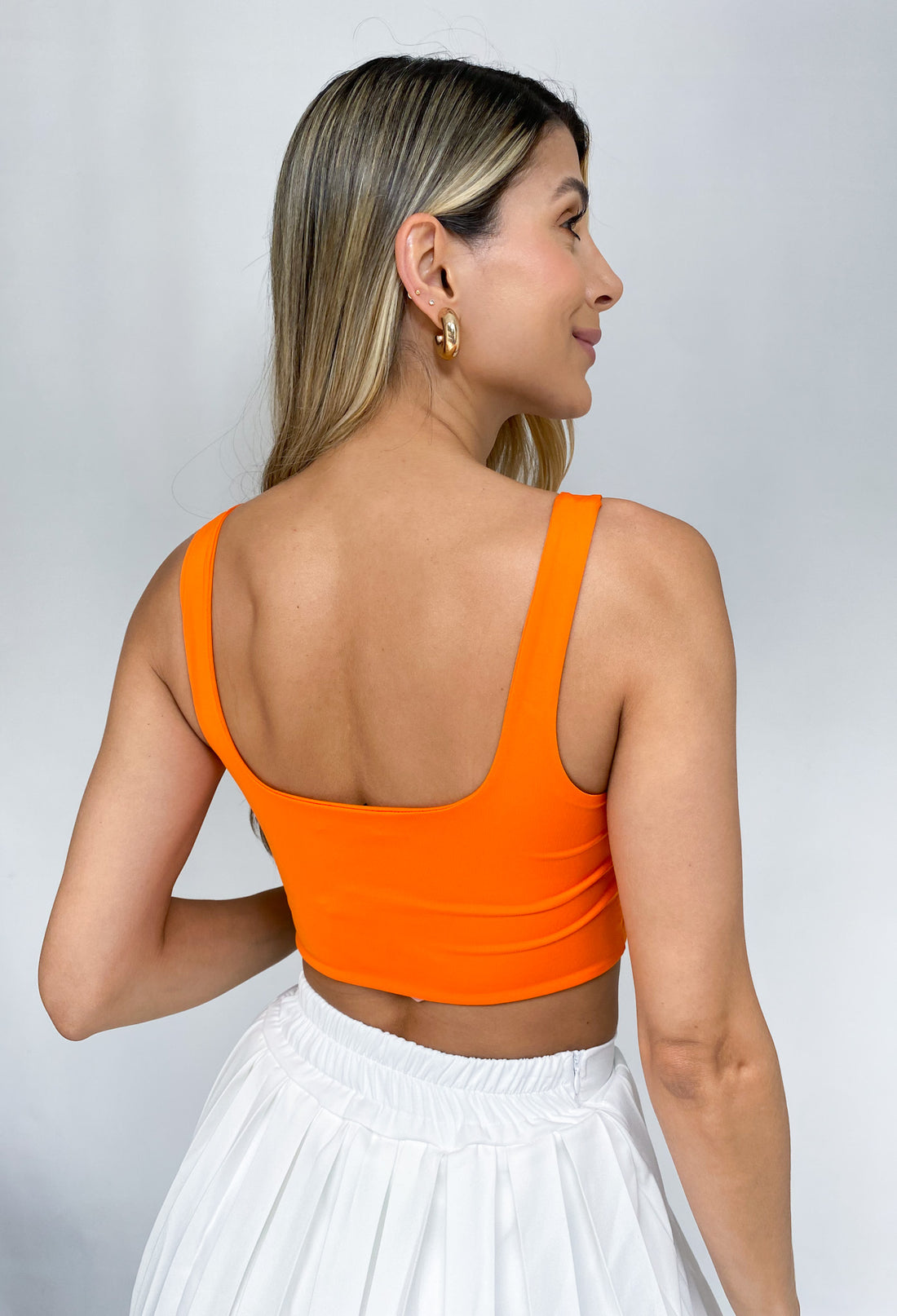 Crop Top Tira Ancha Solo Fondo
