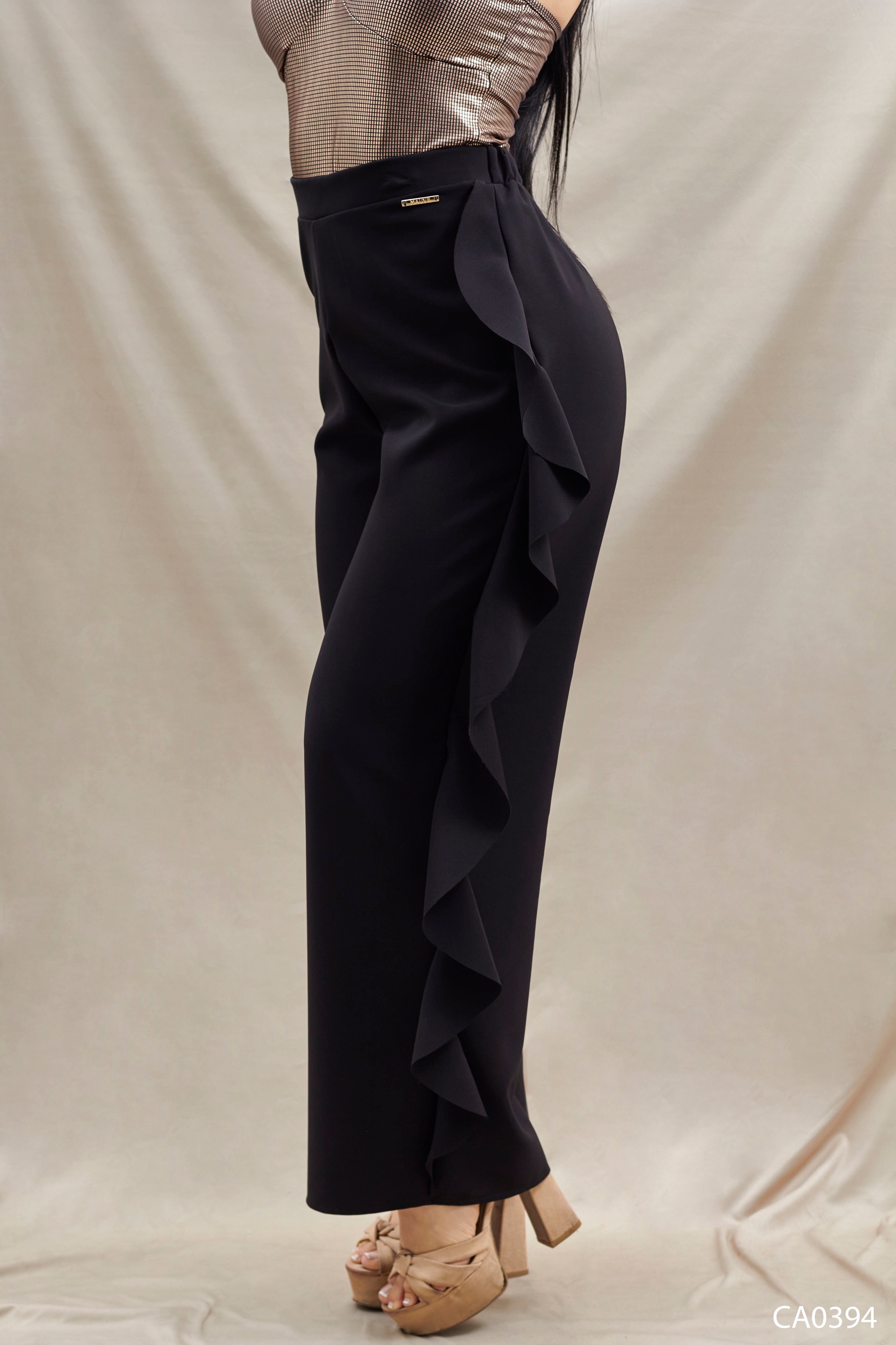 Pantalón bolero a los lados