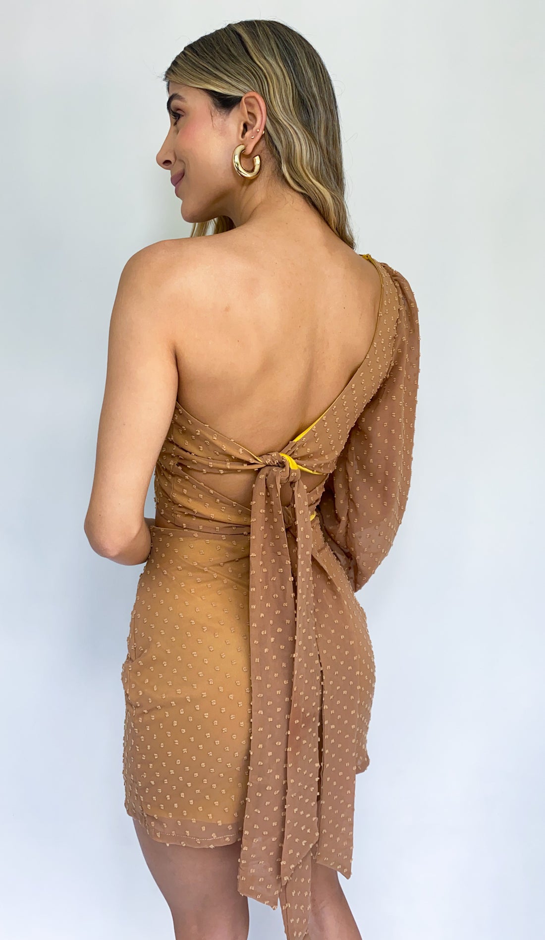 Conjunto Falda Corta Blusa Asimetrica