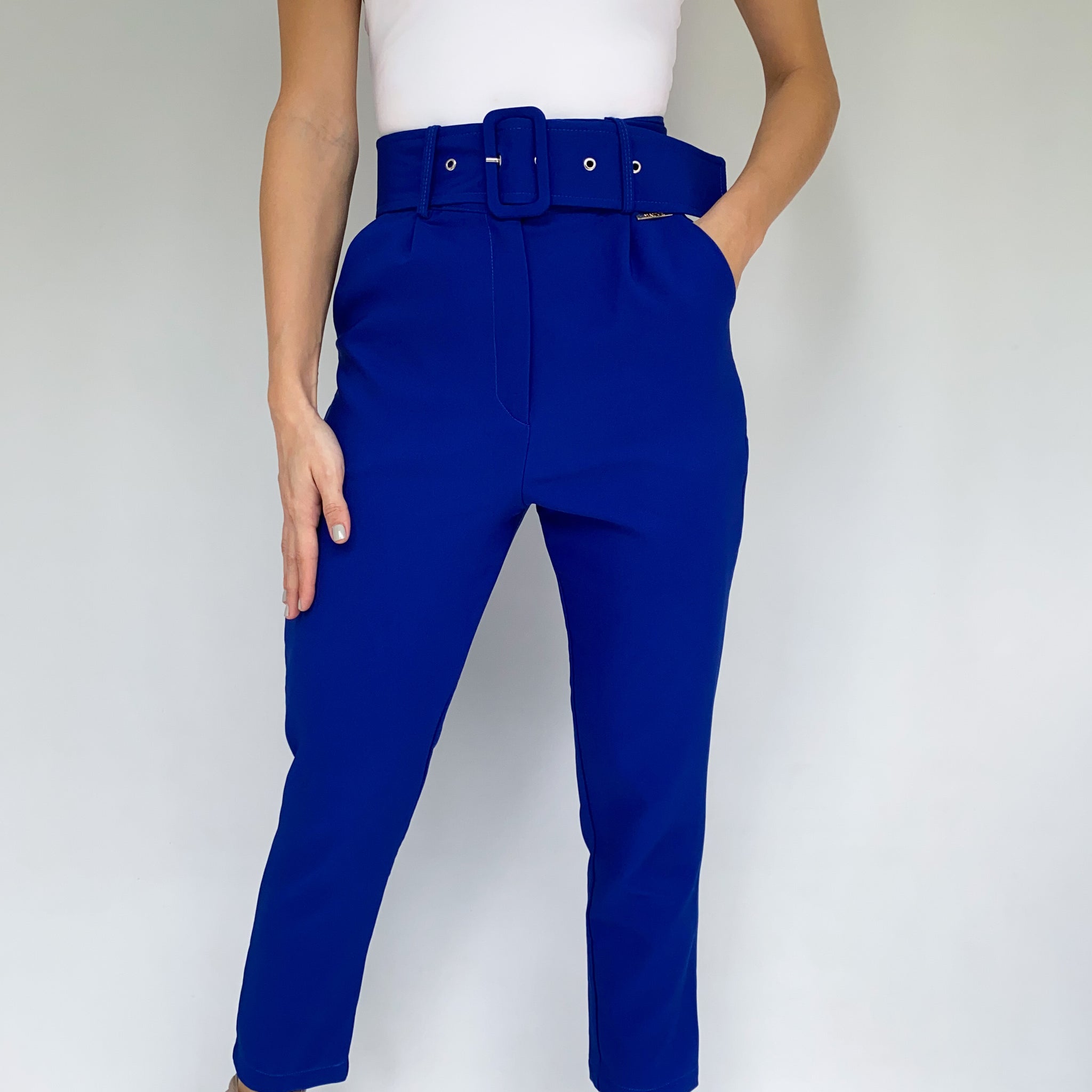 Pantalon Cinturon Con Bolsillos