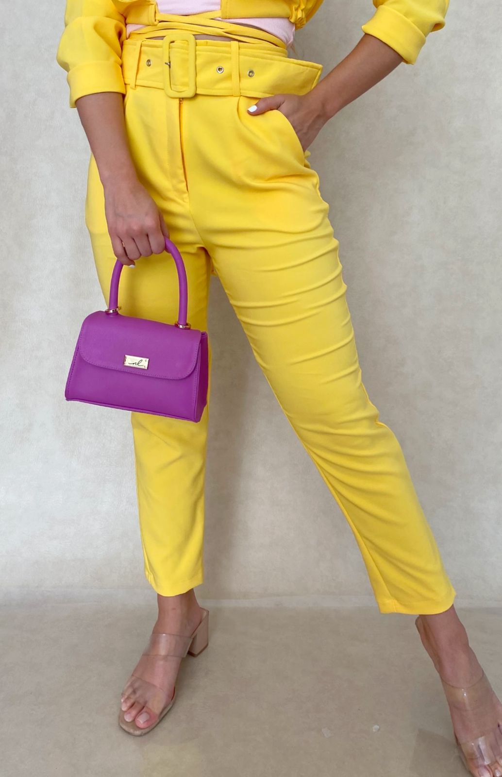 Pantalon Cinturon Con Bolsillos