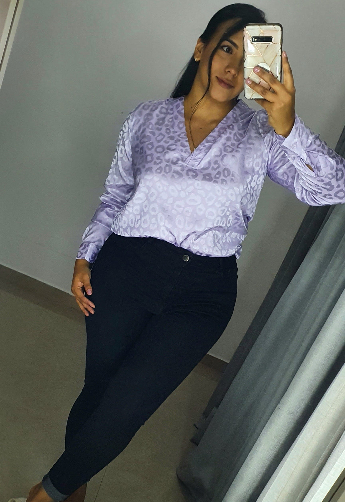 Camisera Manga Larga Satin Manchas