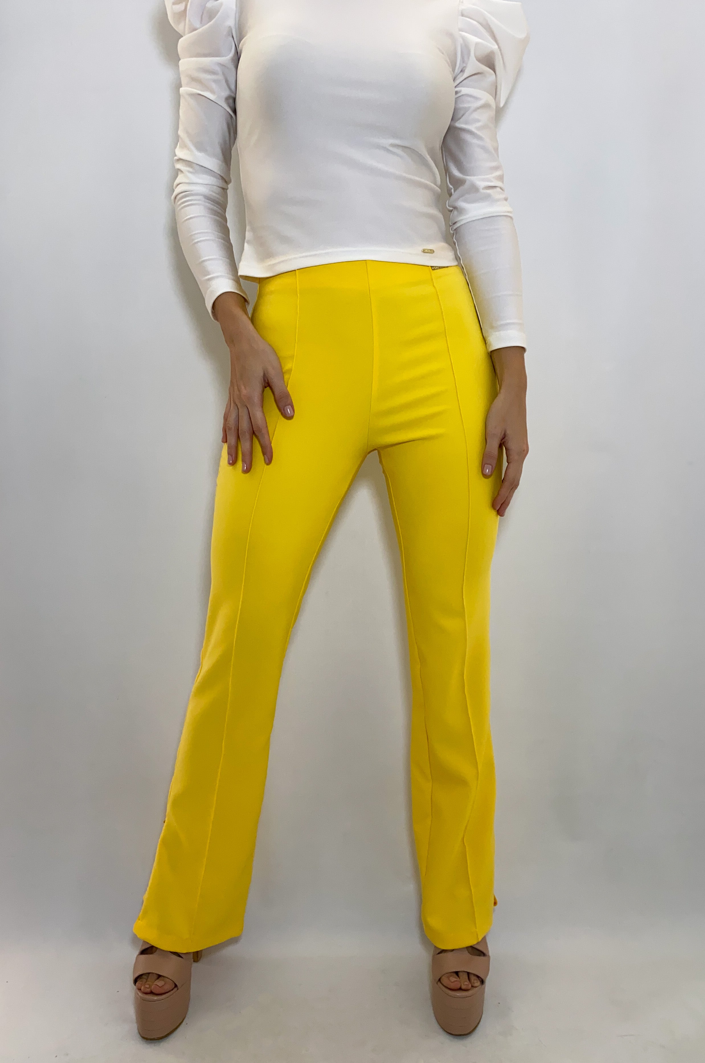 Pantalon Enresortado Costura Centro