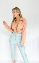Blazer Corto Cuello Amarrar Cintura