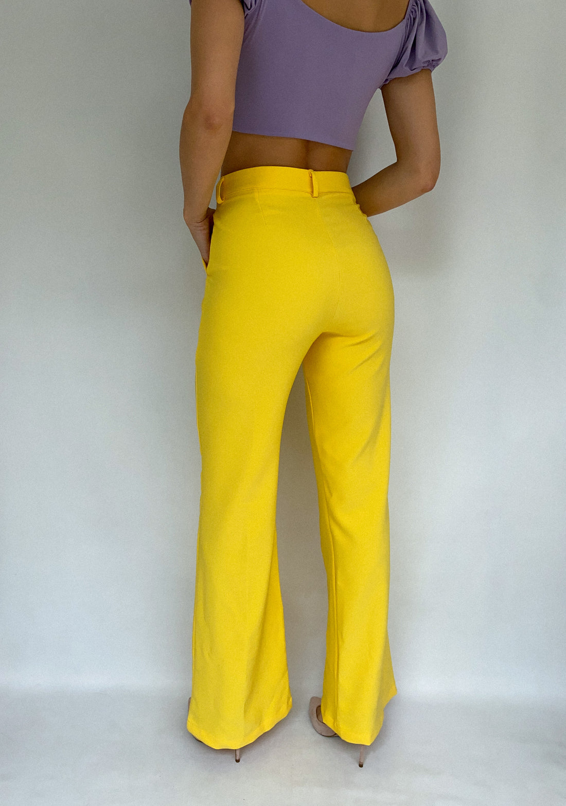 Pantalon 2 Botones Con Bolsillos