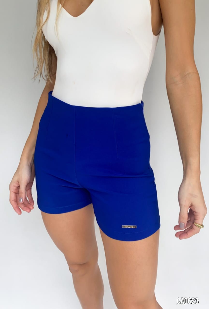 Short Corto Unicolor Cierre Al Lado