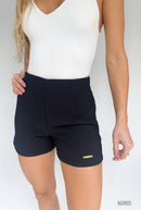 Short Corto Unicolor Cierre Al Lado