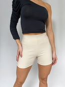 Short Corto Unicolor Cierre Al Lado