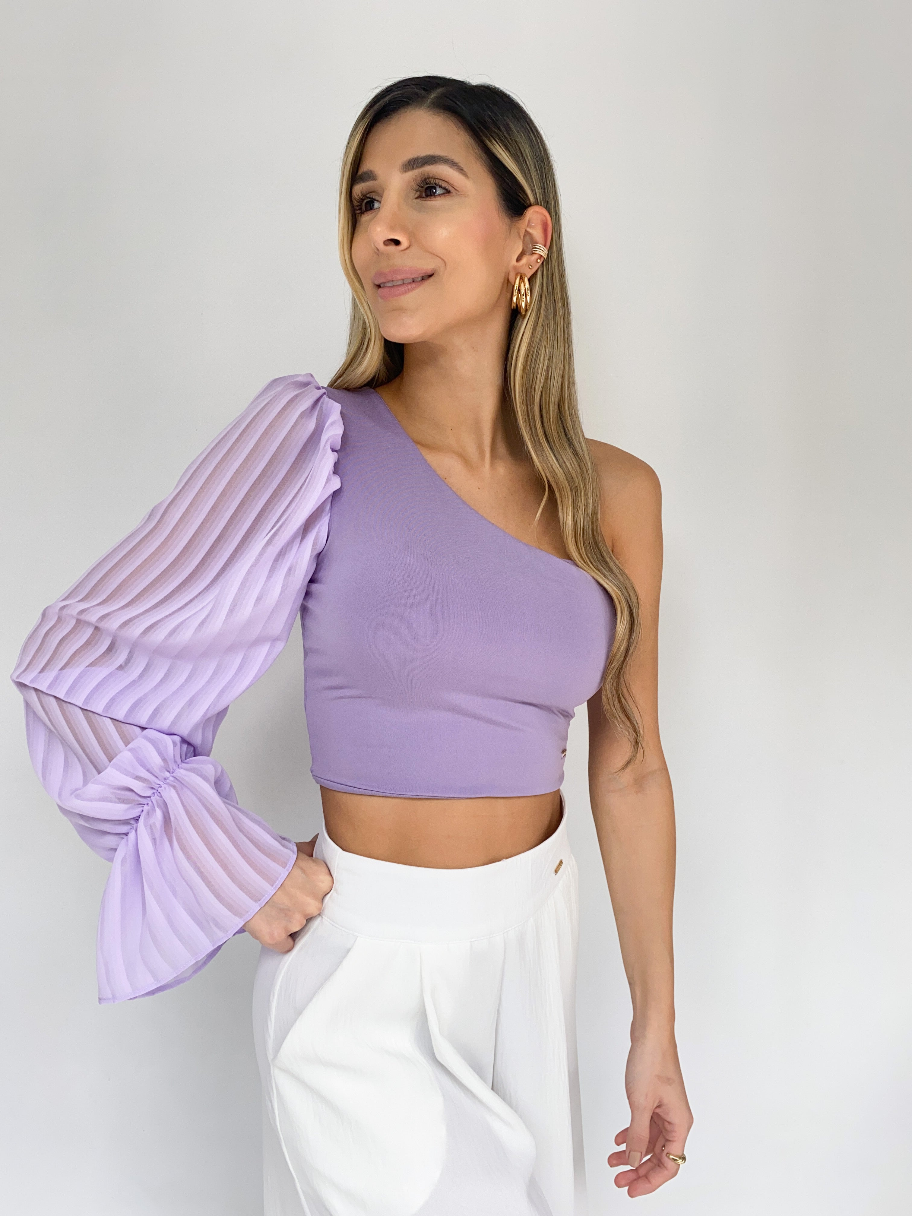 Blusa 1 Manga Velo Enresortada