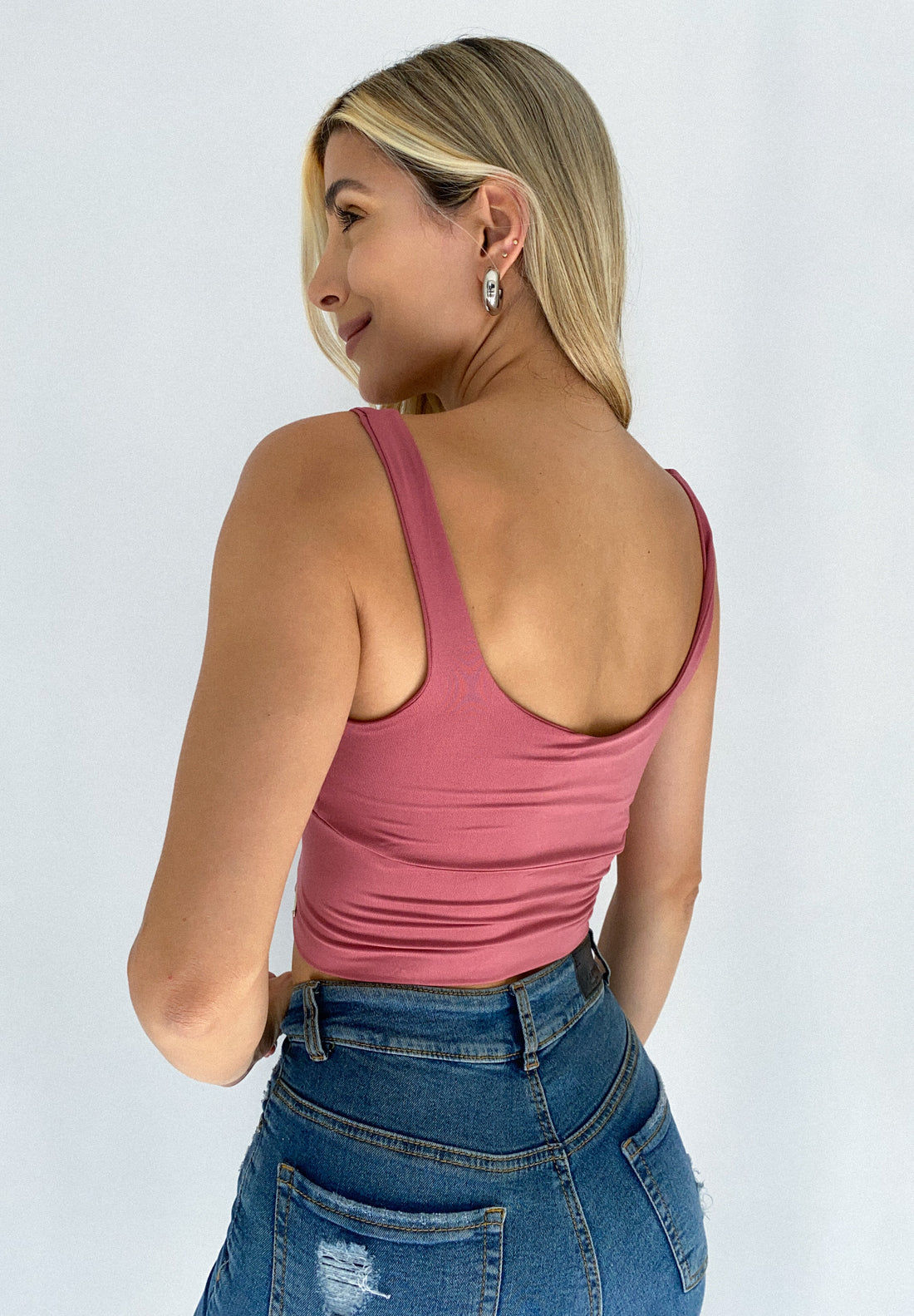 Blusa Corta Tiras Zurcida Pecho