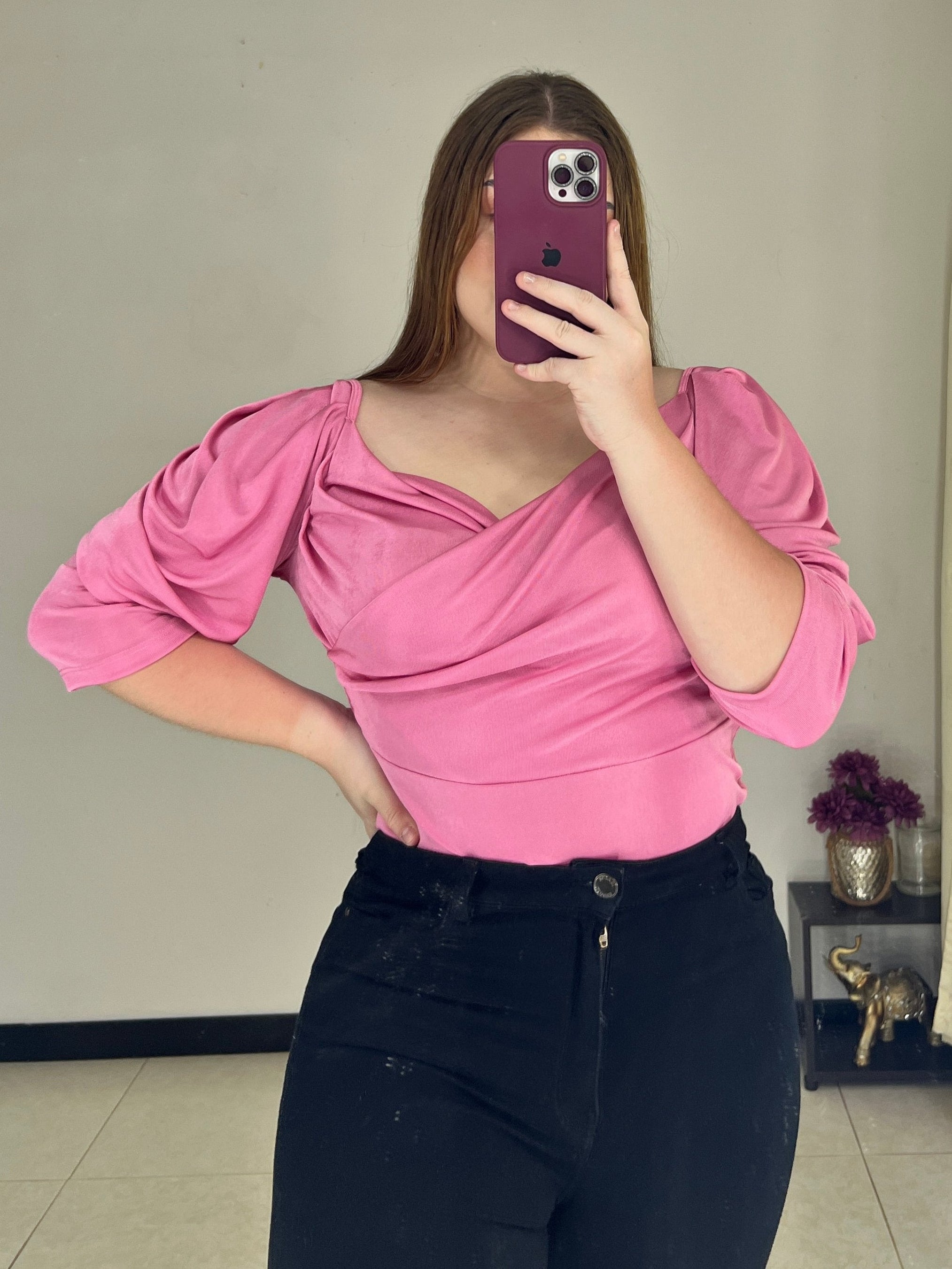 Blusa Manga Larga Cruzada Solo Fondo