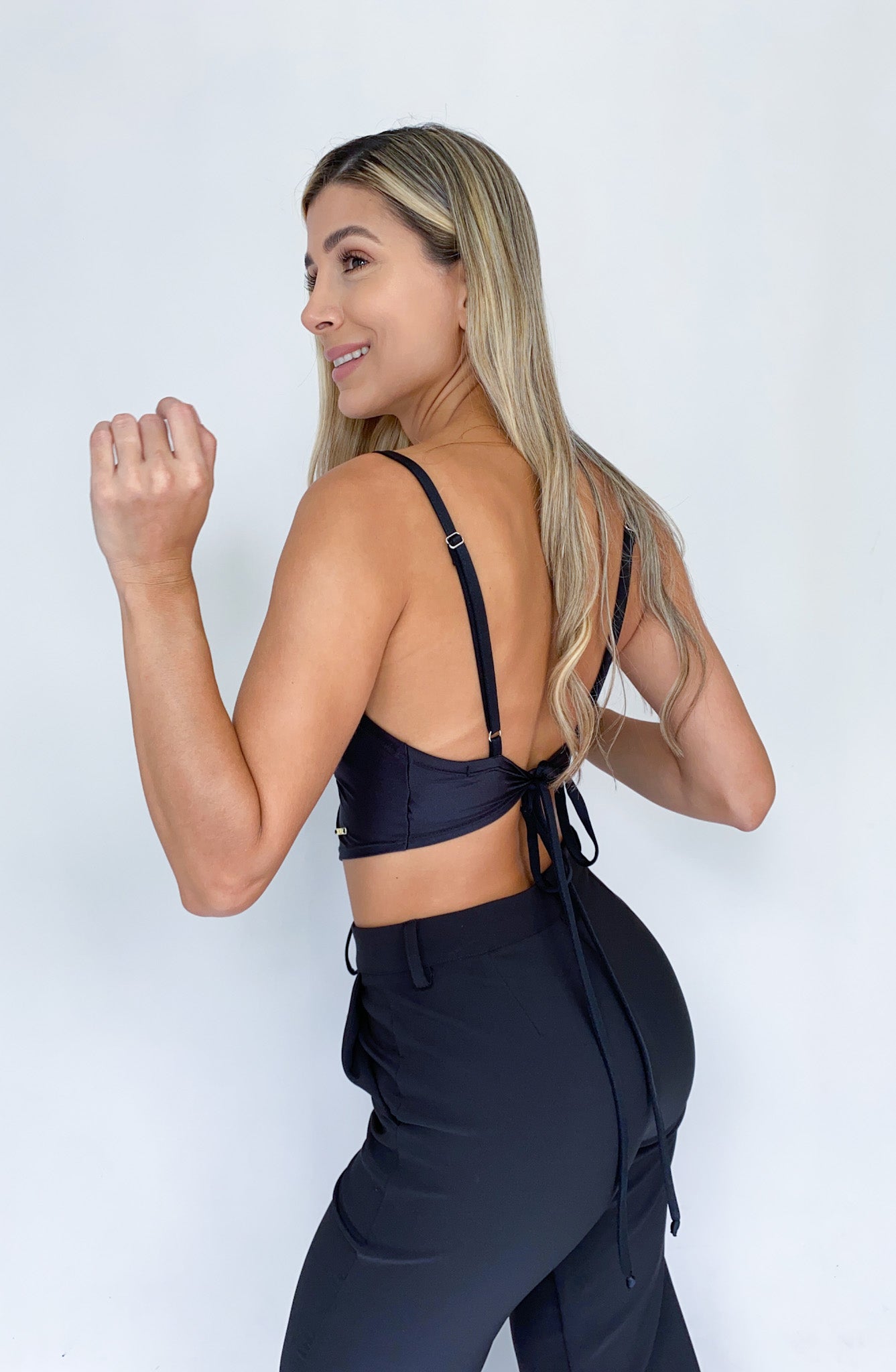 Crop Top En Punta Copa Talla Compartidas