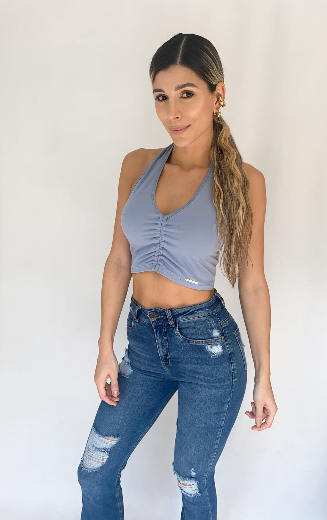 Blusa Corta Al Cuello