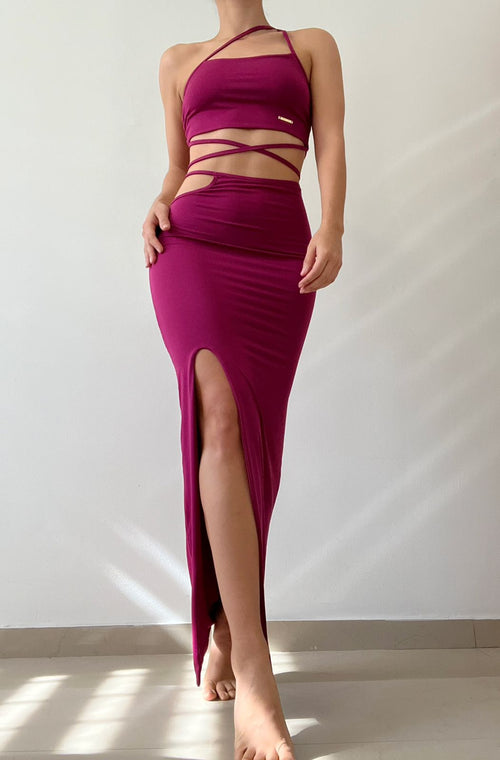 Conjunto Falda Con Abertura Y Crop Top