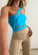 Blusa Estraple Con Hebilla