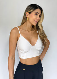 Crop Top Tiras Copas Solo Fondo