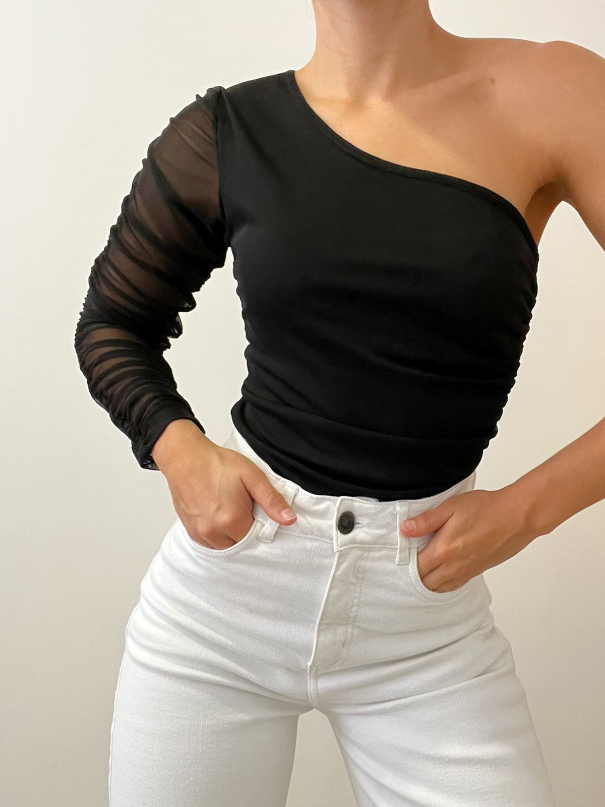 Body Asimetrico Manga Larga Zurcido