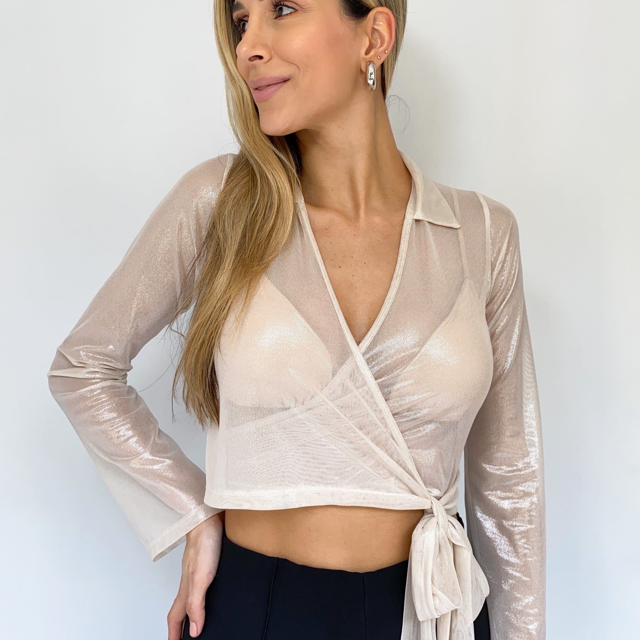 Blusa Brillos Manga Larga Amarrar