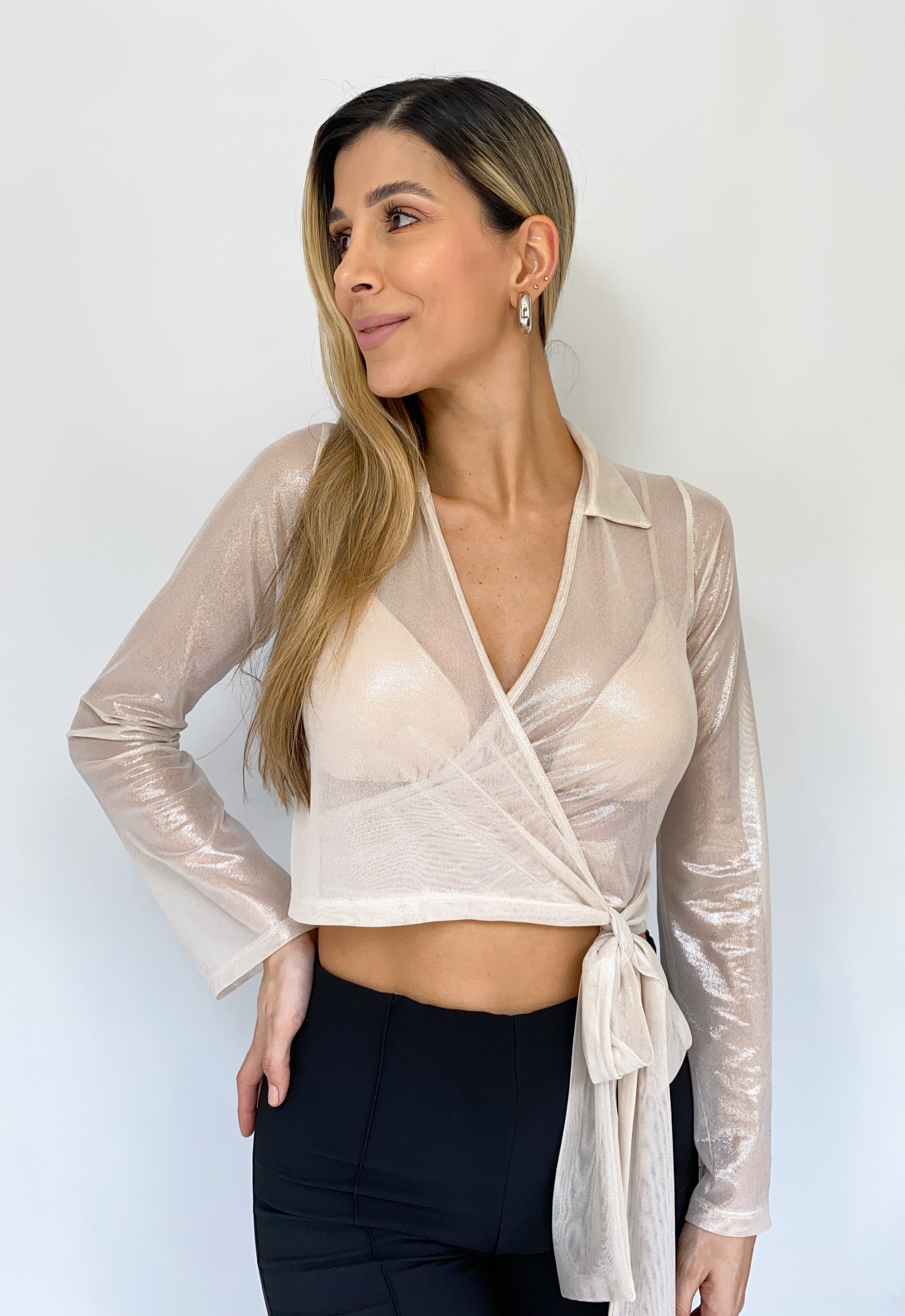 Blusa Brillos Manga Larga Amarrar