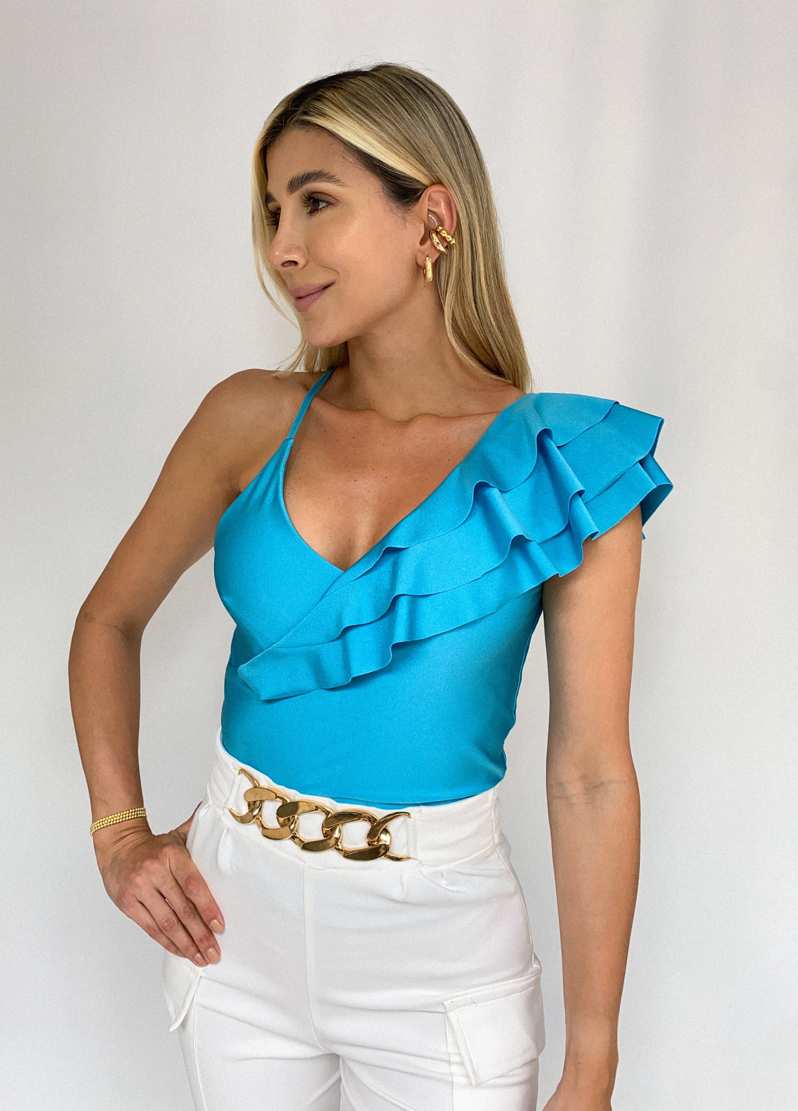 Blusa Manga Asimetrica Unicolor Bolero